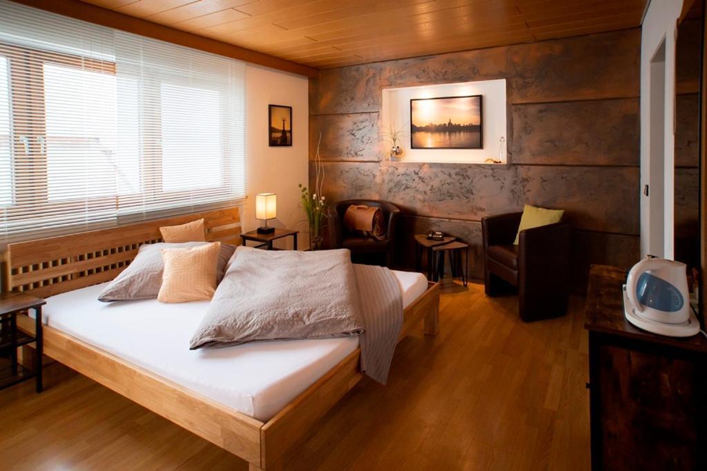Haus Rose Bed & Breakfast อัลเลนส์บาค ภายนอก รูปภาพ