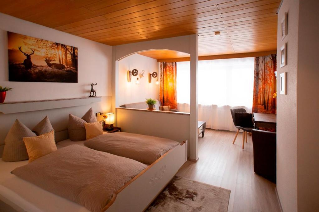 Haus Rose Bed & Breakfast อัลเลนส์บาค ภายนอก รูปภาพ