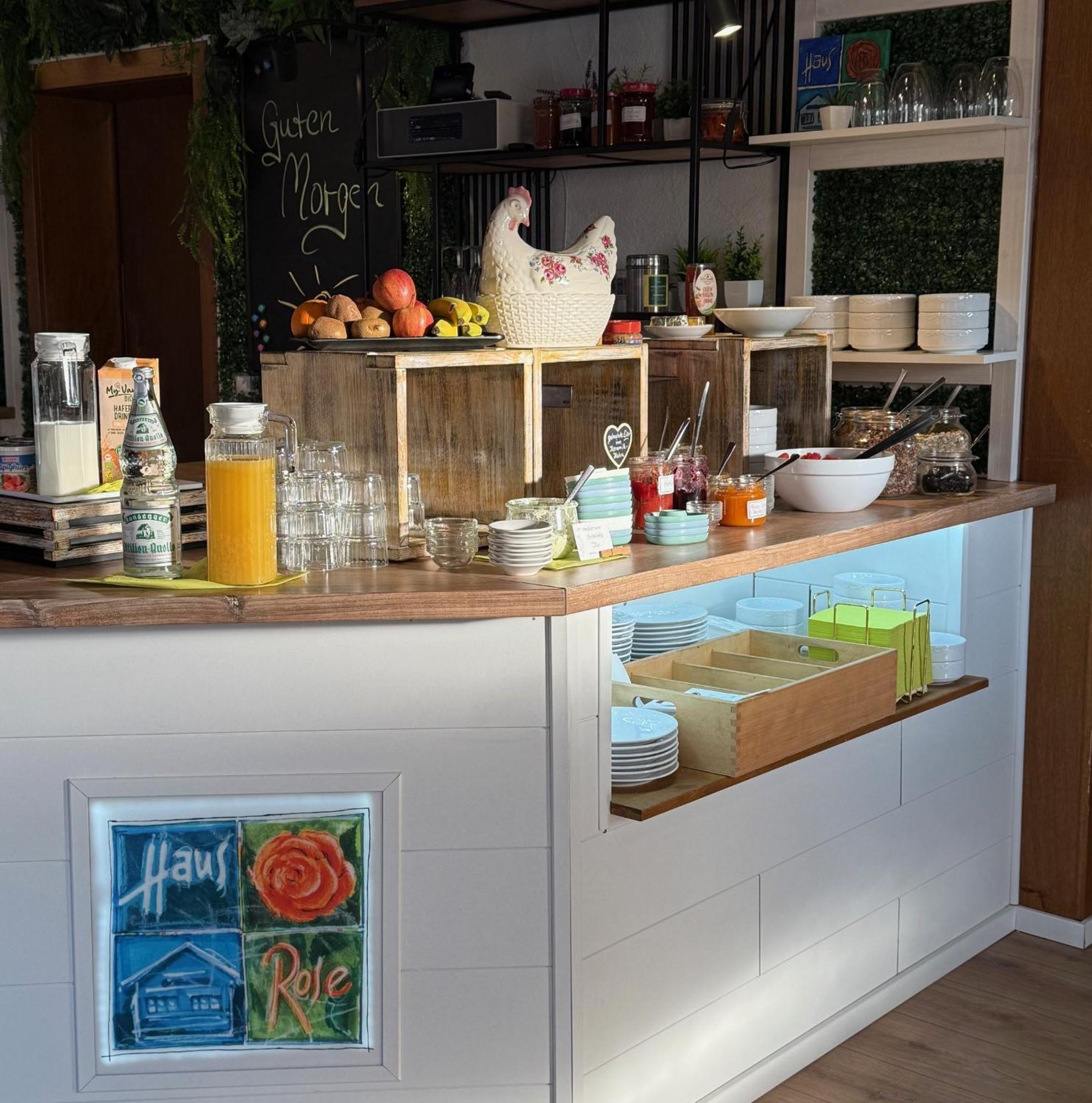 Haus Rose Bed & Breakfast อัลเลนส์บาค ภายนอก รูปภาพ